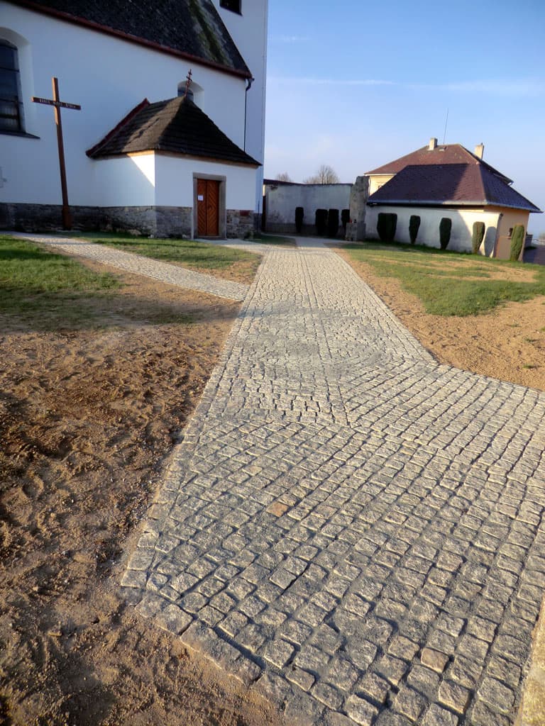 Chodníky
